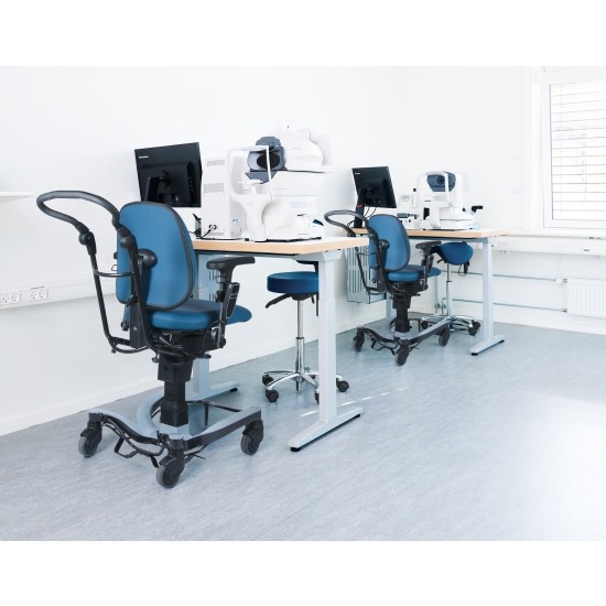 Combine with our Vela Move patient chair 